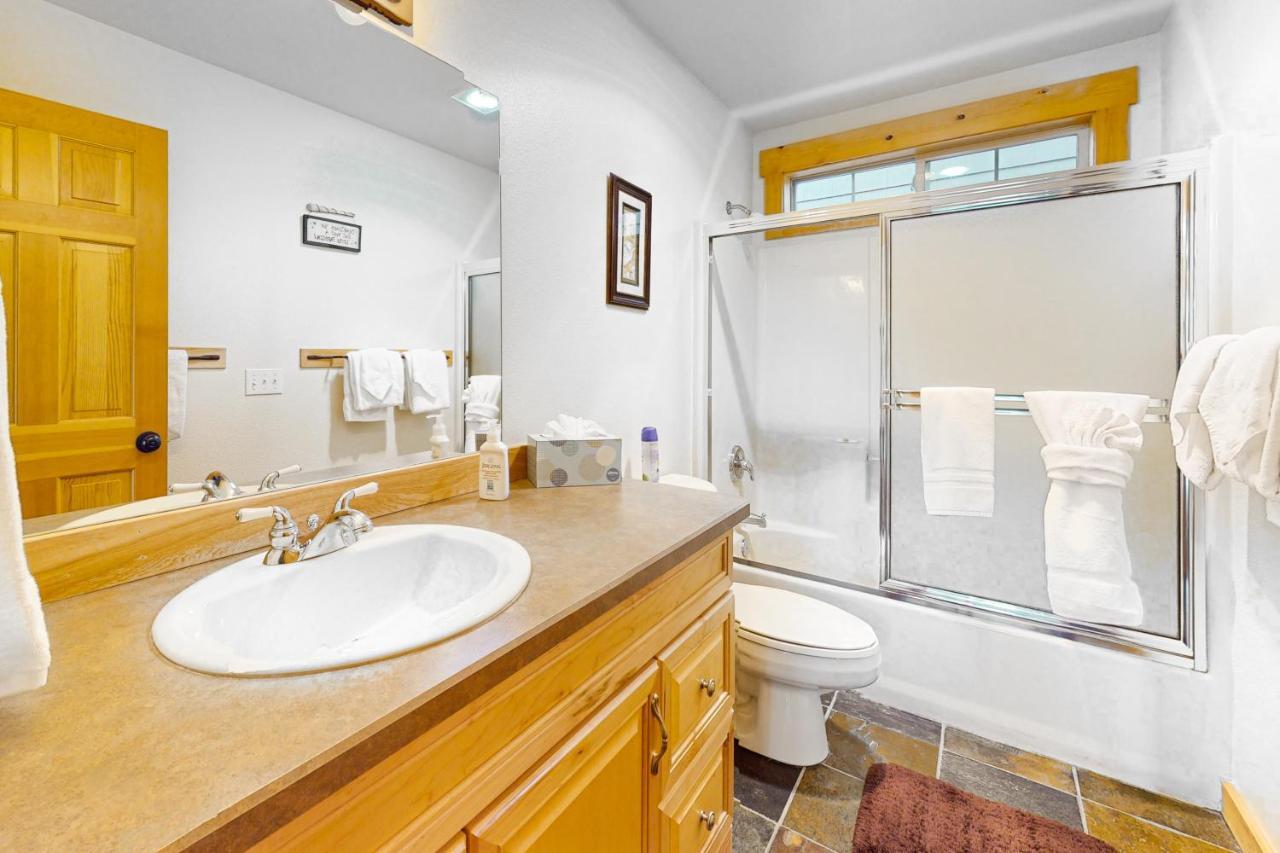 Cinnamon Teal Chalet Redmond Extérieur photo